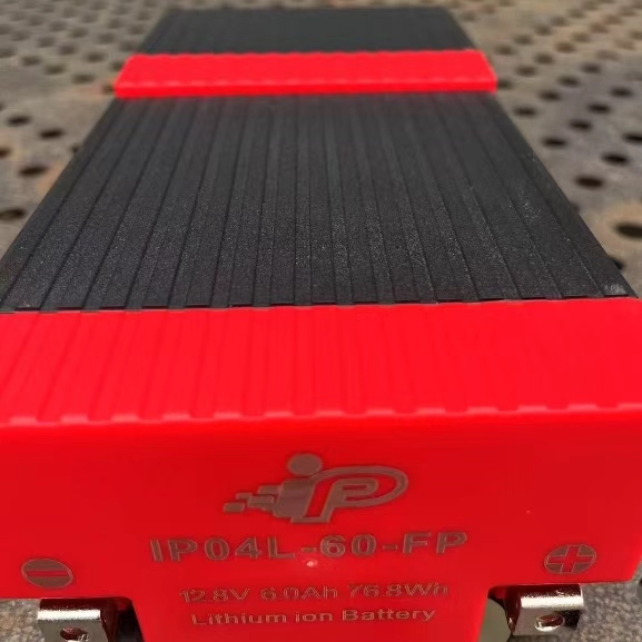 摩托车启动磷酸铁锂电池